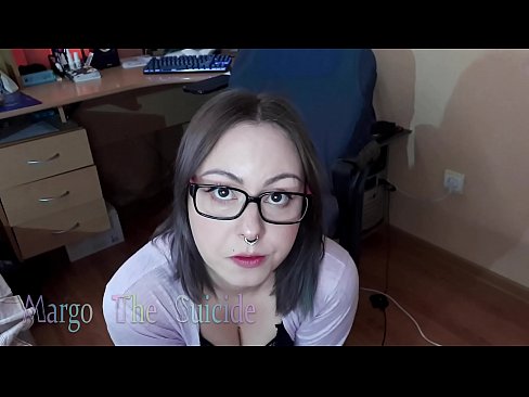 ❤️ Garota Sexy com Dildo de Óculos Chupa Profundamente na Câmera ❌ Porno em porno pt-br.canalblog.xyz